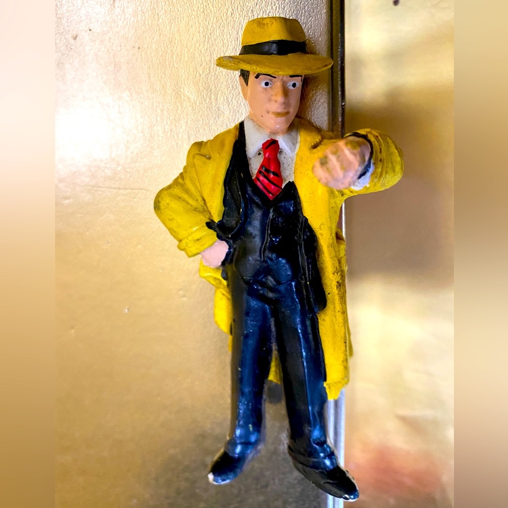 DICK TRACY VINTAGE COLLECTIBLE 1998 METAL TOTE LUNCHBOX & 199O APPLAUSE FIGURE - Picture 12 of 15